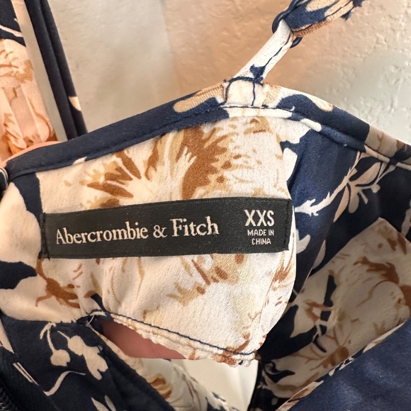 Abercrombie and Fitch Dress - Picture 3 of 3